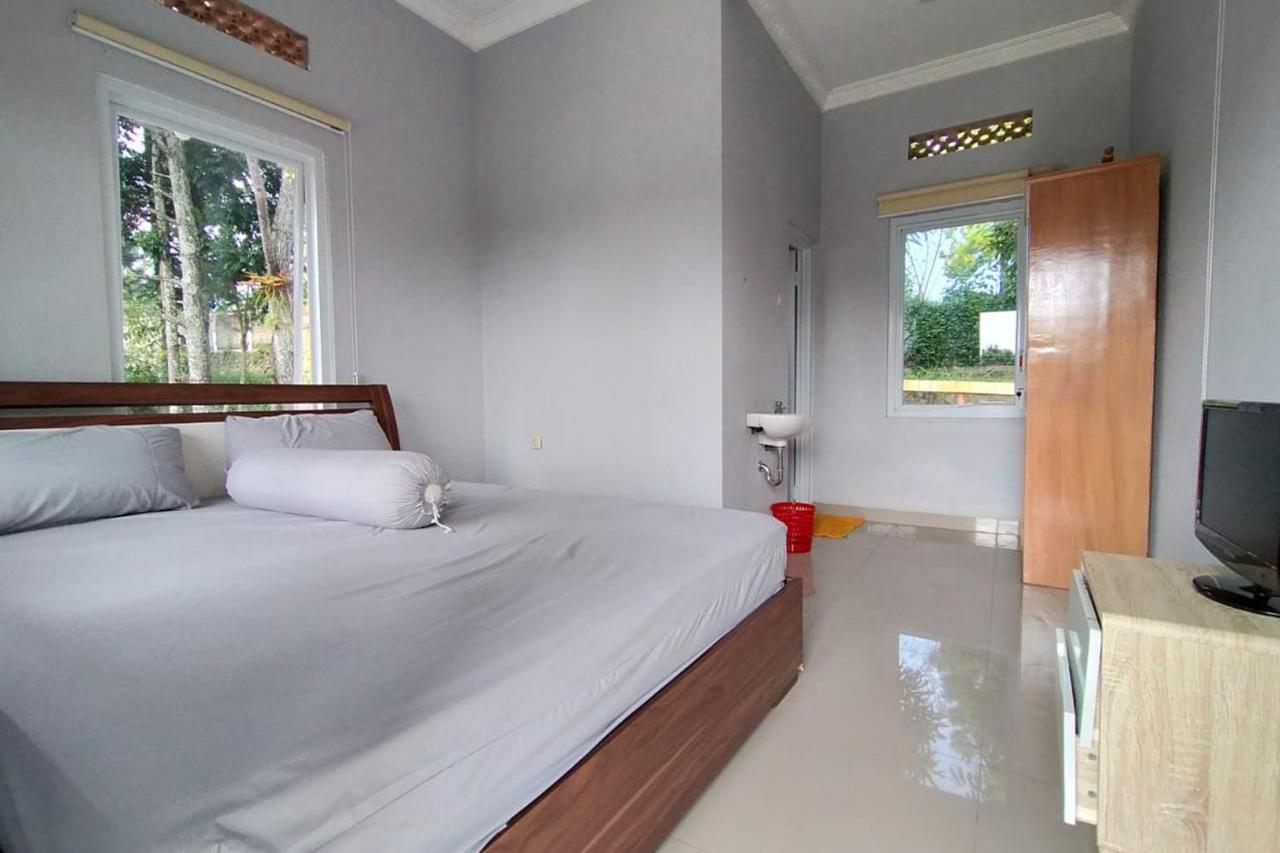 Villa Batu Tua Puncak Mitra Reddoorz 茂物 外观 照片