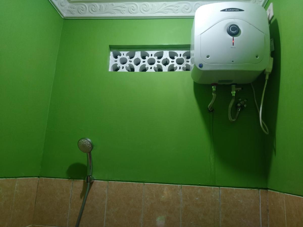 Villa Batu Tua Puncak Mitra Reddoorz 茂物 外观 照片