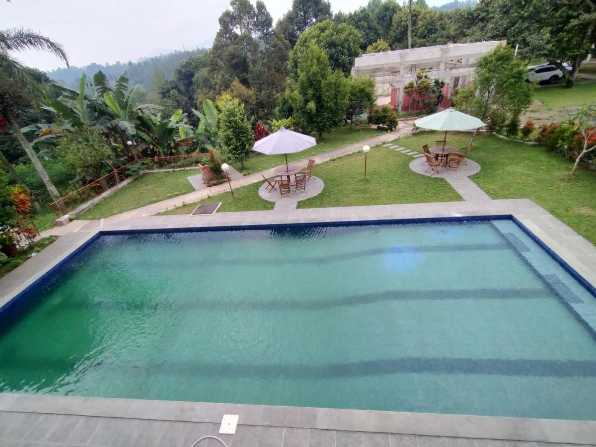 Villa Batu Tua Puncak Mitra Reddoorz 茂物 外观 照片